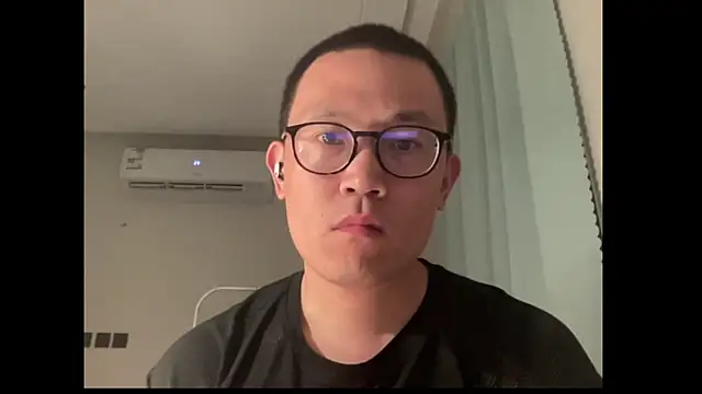 yewuzhi online show from September 2025 04:45:02 PM