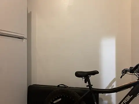 latinoxx1992 online show from February 2026 10:25:01 AM