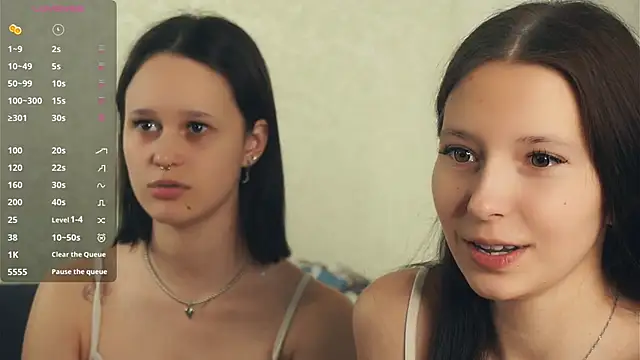 GabrielleLynchard online show from October 2025 07:04:02 PM