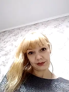 AliceSwan1122 online show from September 2025 09:27:01 PM