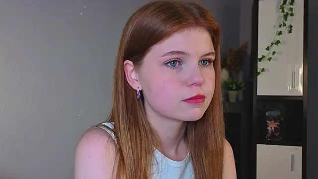 pielittle online show from September 2025 04:05:02 AM