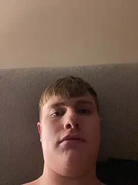 Sammyboy2211 online show from January 2026 01:09:02 AM