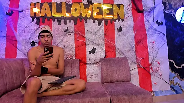 Juicy Creww online show from October 2025 08:59:01 AM