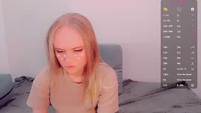 Snapshot of AliceNya_cute chatting on May 2026 05:37:01 AM AliceNya cute online show from May 2026 05:37:01 AM
