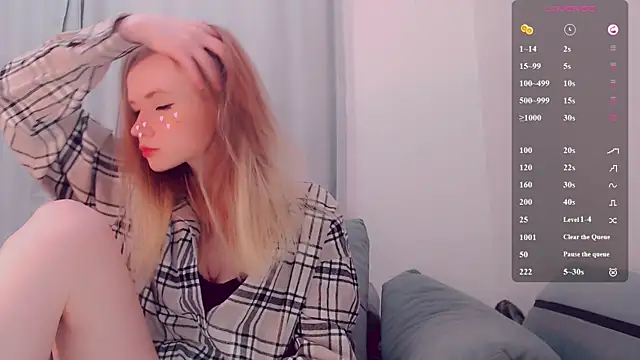 Snapshot of AliceNya_cute chatting on May 2026 03:04:02 AM AliceNya cute online show from May 2026 03:04:02 AM