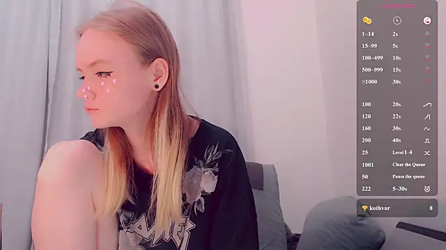 Snapshot of AliceNya_cute chatting on May 2026 05:25:02 AM AliceNya cute online show from May 2026 05:25:02 AM