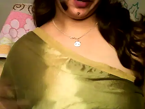 Snapshot of Mahi_Chaudhary chatting on October 2025 04:37:01 PM Mahi Chaudhary online show from October 2025 04:37:01 PM