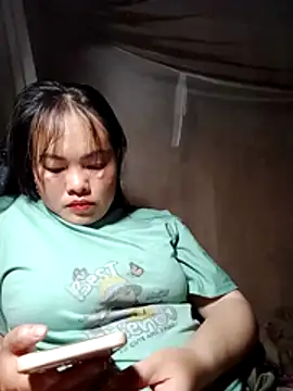 emilyzz online show from March 2026 02:06:01 PM