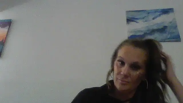 Ariasweetaspie online show from October 2025 05:19:01 AM