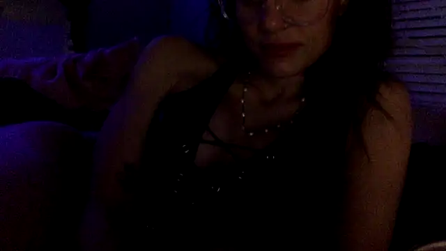 Texxaspearl online show from February 2026 12:59:02 PM