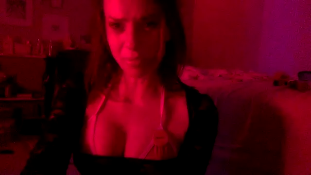 Texxaspearl online show from April 2026 06:58:01 AM