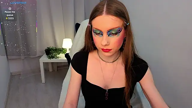 KarenSmitht online show from February 2026 02:04:02 PM