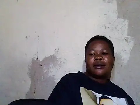 Bustyass93 online show from November 2025 01:44:01 PM