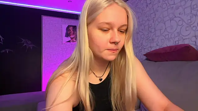 Snapshot of Dory_liss chatting on October 2025 12:15:01 PM Dory liss online show from October 2025 12:15:01 PM