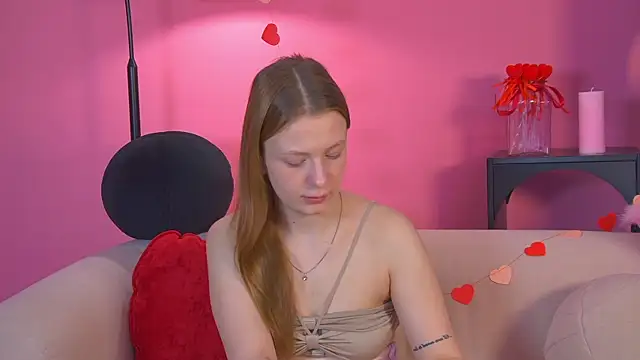 BeatriceBinoche online show from February 2026 06:31:02 AM