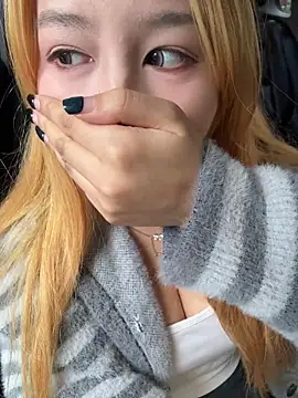 yuki june online show from November 2025 09:26:02 AM