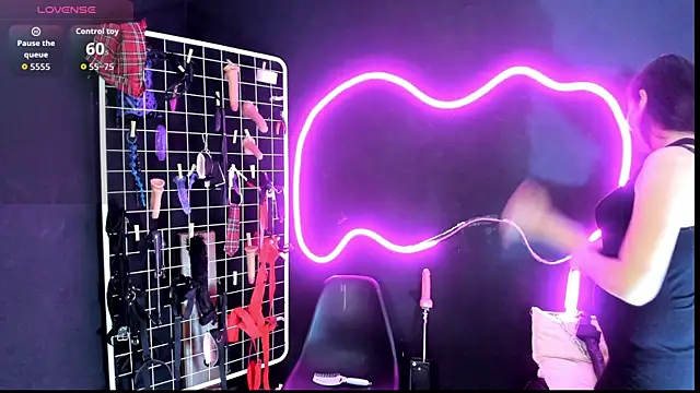 Mistress Megan BDSM online show from October 2025 07:03:01 PM