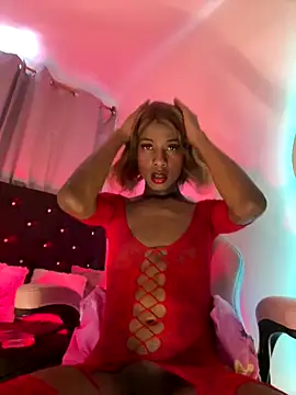 Snapshot of Mara_royal chatting on October 2025 08:31:01 PM Mara royal online show from October 2025 08:31:01 PM