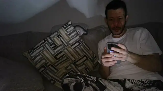 Snapshot of versatilevortex chatting on April 2026 03:48:01 AM versatilevortex online show from April 2026 03:48:01 AM