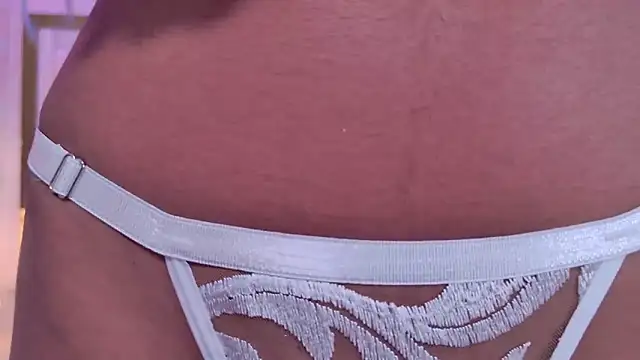 paulina cano online show from February 2026 07:17:02 PM