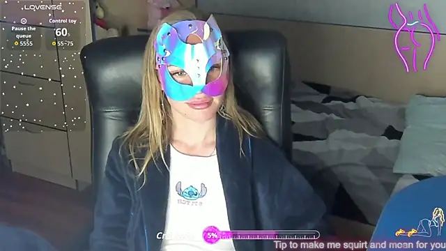CelineReyys online show from July 2026 08:05:01 PM