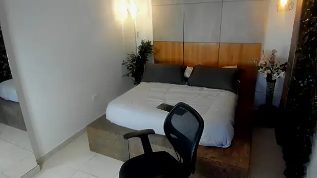 JacobDraven online show from November 2025 04:56:02 AM