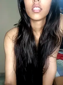 Snapshot of reetika6375 chatting on September 2025 12:51:02 PM reetika6375 online show from September 2025 12:51:02 PM