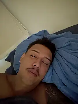 Snapshot of maicon9339 chatting on October 2025 05:28:01 PM maicon9339 online show from October 2025 05:28:01 PM