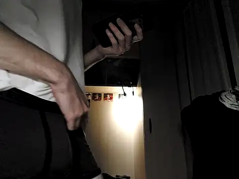 Young StallioN  online show from October 2025 05:24:02 PM