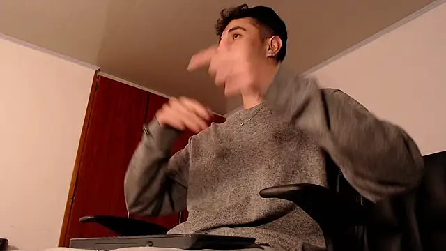 jaico santos online show from December 2025 11:01:02 PM