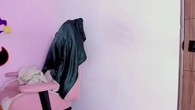 Snapshot of Yuni_kim chatting on October 2025 01:24:02 PM Yuni kim online show from October 2025 01:24:02 PM