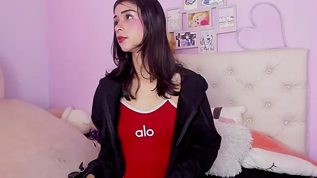 Snapshot of Yuni_kim chatting on November 2025 03:34:02 PM Yuni kim online show from November 2025 03:34:02 PM