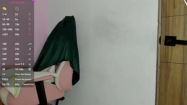 Snapshot of Yuni_kim chatting on November 2025 02:53:02 PM Yuni kim online show from November 2025 02:53:02 PM