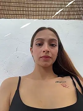 Snapshot of KaMila_M00N chatting on June 2026 02:03:02 PM KaMila M00N online show from June 2026 02:03:02 PM