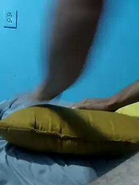 elflacodel25 online show from September 2025 02:35:01 AM