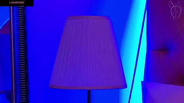 CoraVex online show from September 2025 04:26:01 AM