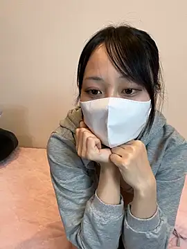 maki-ayy online show from February 2026 07:48:01 AM