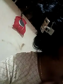 Hot Shredha online show from October 2025 03:32:02 AM