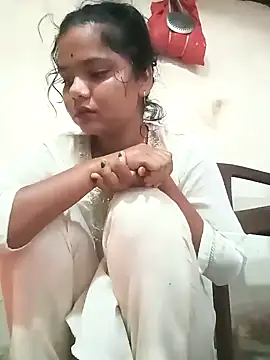 Hot Shredha online show from November 2025 01:51:02 AM