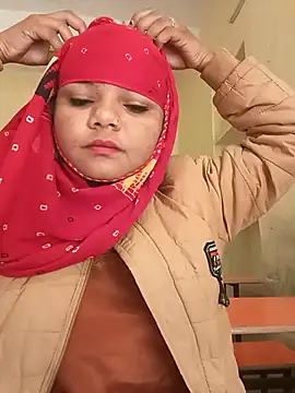 Hot Shredha online show from November 2025 02:54:01 AM