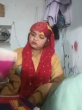 Hot Shredha online show from November 2025 12:49:02 PM