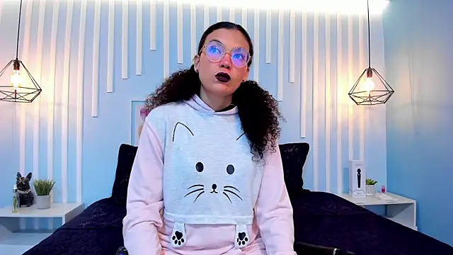 SweetStarr  online show from October 2025 12:19:02 PM