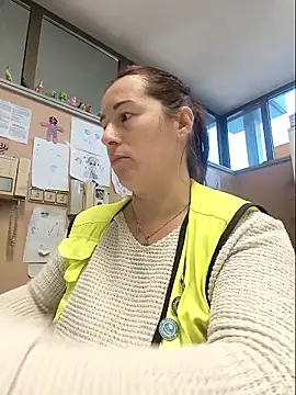 bichota85 online show from November 2025 11:33:02 AM