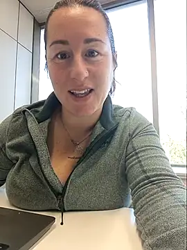 bichota85 online show from January 2026 09:47:02 AM