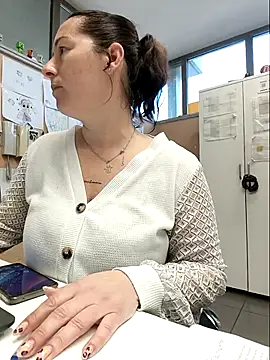 bichota85 online show from February 2026 10:48:01 AM