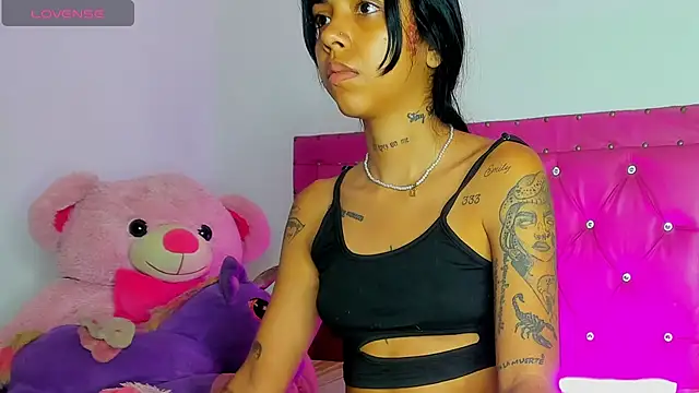 dahiiangomezz online show from April 2026 01:08:01 AM