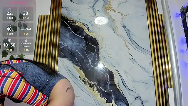 brittanyy20 online show from October 2025 09:46:02 AM