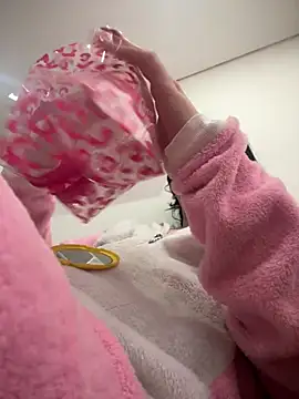 Daphnee-x online show from February 2026 12:37:01 PM