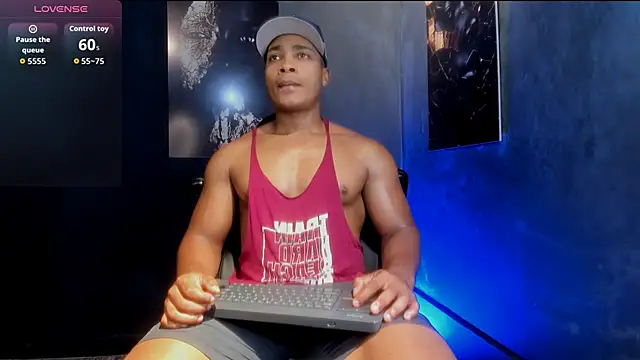 Noah Black212 online show from October 2025 01:18:01 PM