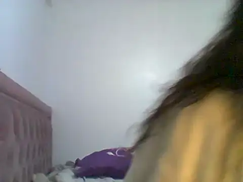 Snapshot of dulcefanny chatting on May 2026 04:26:01 PM dulcefanny online show from May 2026 04:26:01 PM